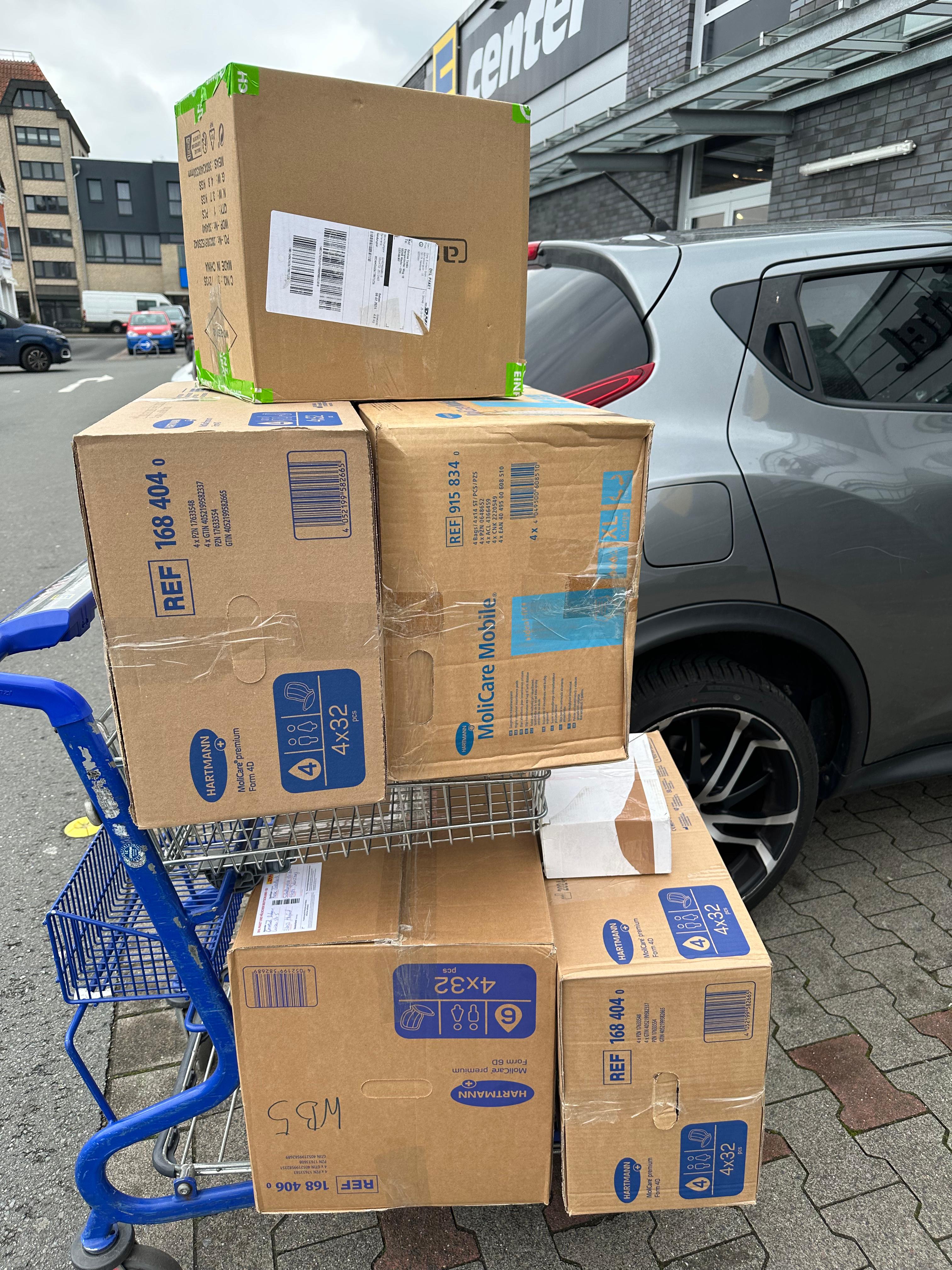 MO Logistics cargo sorted at German warehouse before final delivery